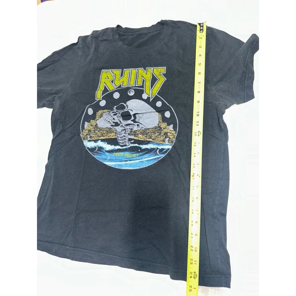 Ruins Skull Graphic‎ T-Shirt Black Short Sleeve Crew Neck Tee Mens Small